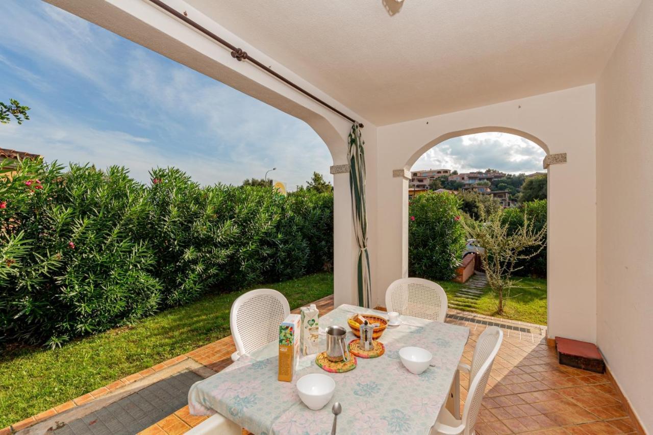 Appartamento Residenziale Trilocale 6 Posti Letto Via Sardegna San Teodoro San Teodoro  Dış mekan fotoğraf